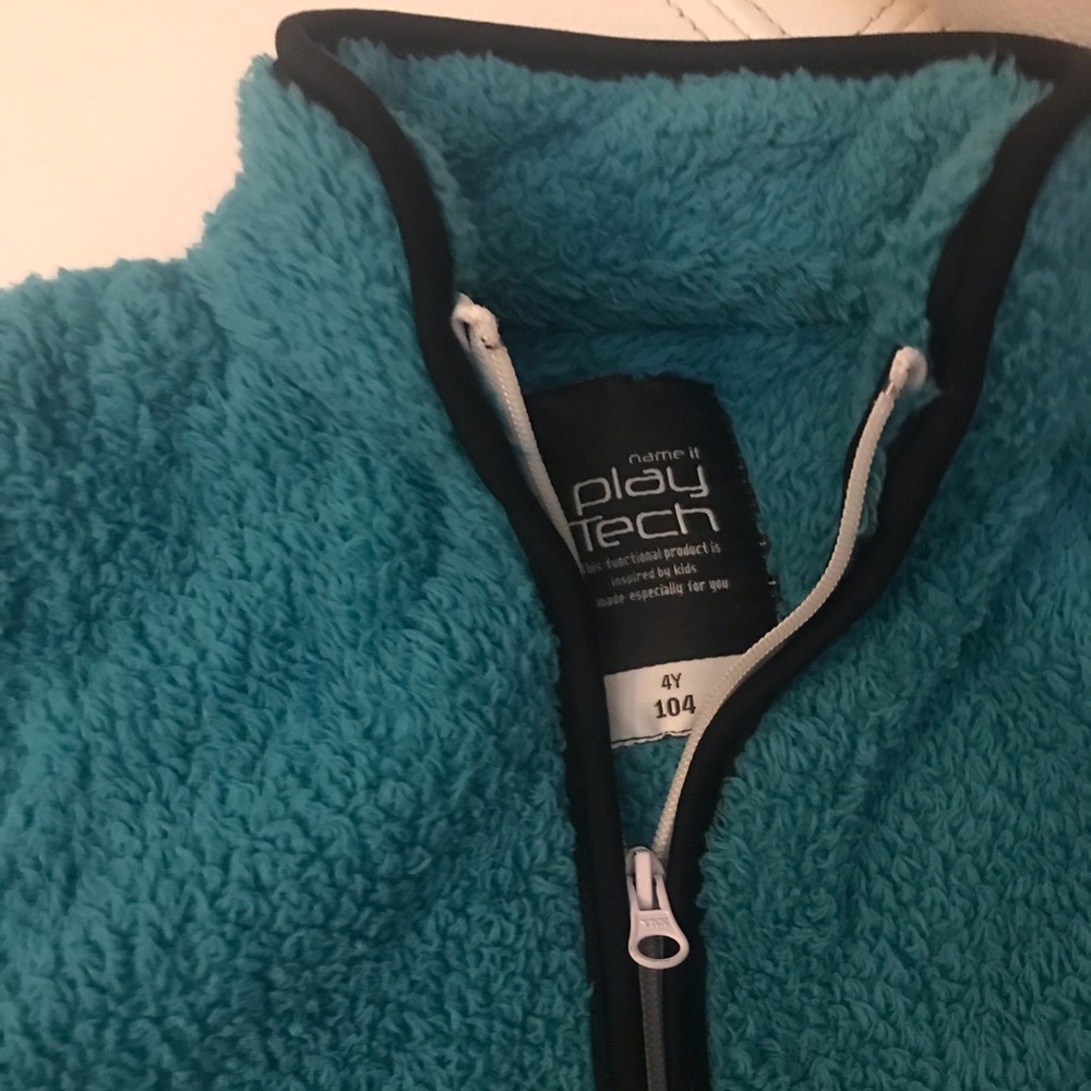 Danish Name it plat tech fleece 4T